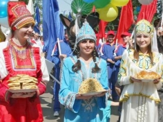 Большинство россиян ратуют за многонациональную страну