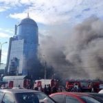 Возле Ж/Д возкала в Самаре загорелось бывшее здание РОВД, очевидцы сделали фото