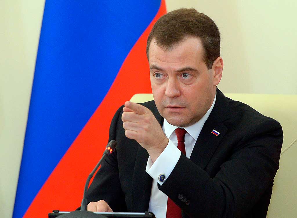 Медведев поручил за два дня подготовить санкции против Турции