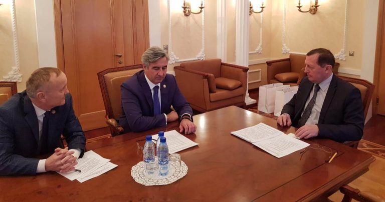 Заместителю Губернатора Свердловской области озвучили вопросы, волнующие татар региона