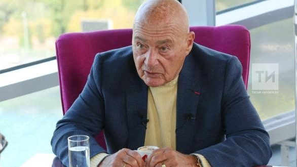 Владимир Познер: «Нельзя отнимать у человека его родной язык»