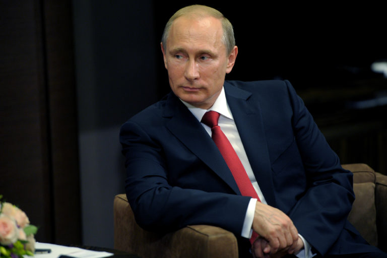 Путин поручил создать организацию по реализации нацполитики