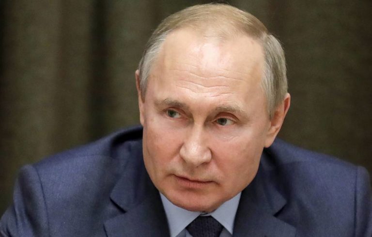Президент выступил в Госдуме с заявлением по поводу дискуссий по поправкам в Конституцию