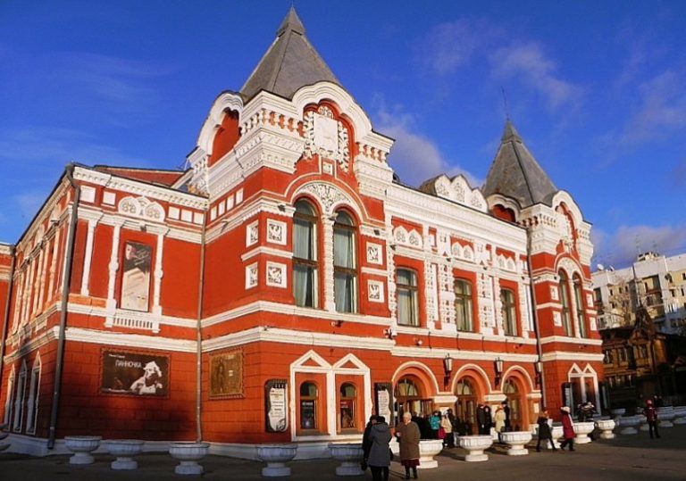 Самарский драмтеатр перенёс спектакли на май и июнь