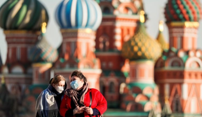 “Вы что, правда все тупые?” Известный российский продюсер вышел на улицу и пришел в ужас от дорожных пробок