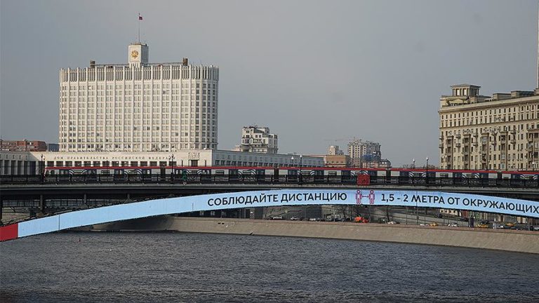 Контактировавших с Мишустиным изолируют и проверят на коронавирус