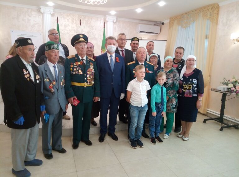 Галәветдинов Идеал Мусинович “Татарстан АССР төзелүгә 100 ел” медале белән бүләкләнде.