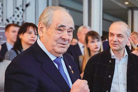 Минтимер Шаймиев: «Авторитарный путь кажется проще. Но у него существуют границы…»