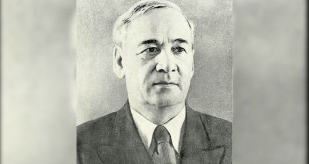 Кем син татарга, Нәкый Исәнбәт?