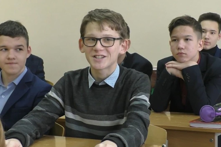 «Бабуль, нас что, обманули?»: как власти Мензелинска обошлись с 15-летним финалистом шоу «Ты супер!»