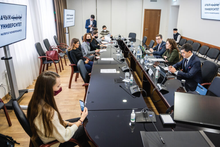 Представители Всемирного форума татарской молодежи рассказали о результатах проекта «Открытый университет»