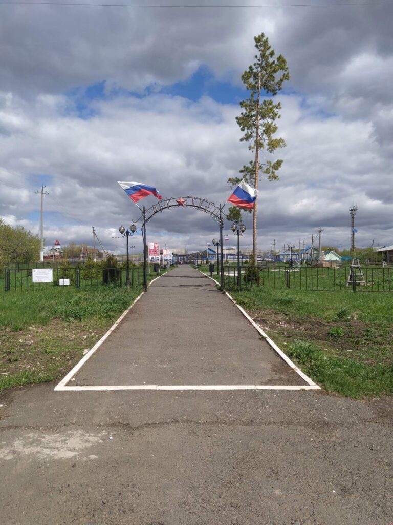 В с.п.Новое Мансуркино идет подготовка к 9 мая.