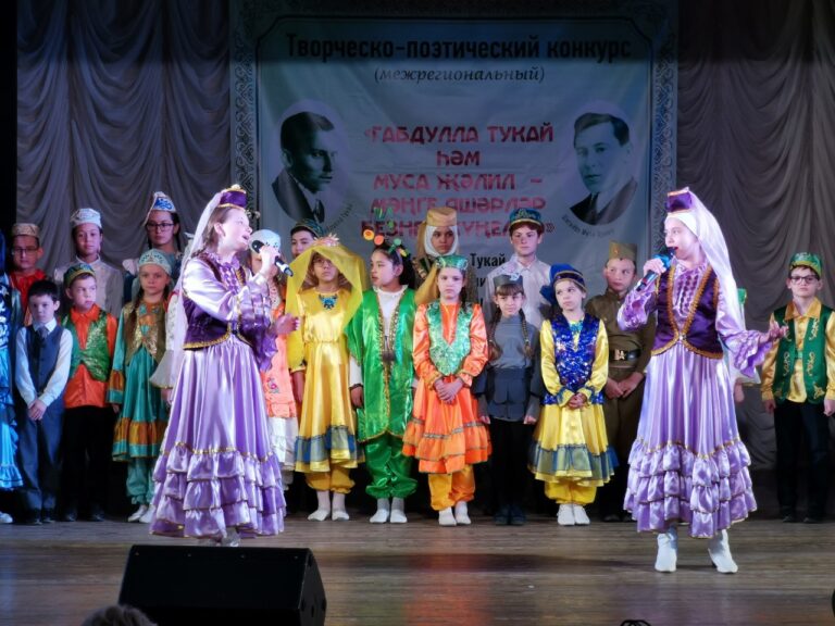 Тукайны укый беләбезме?