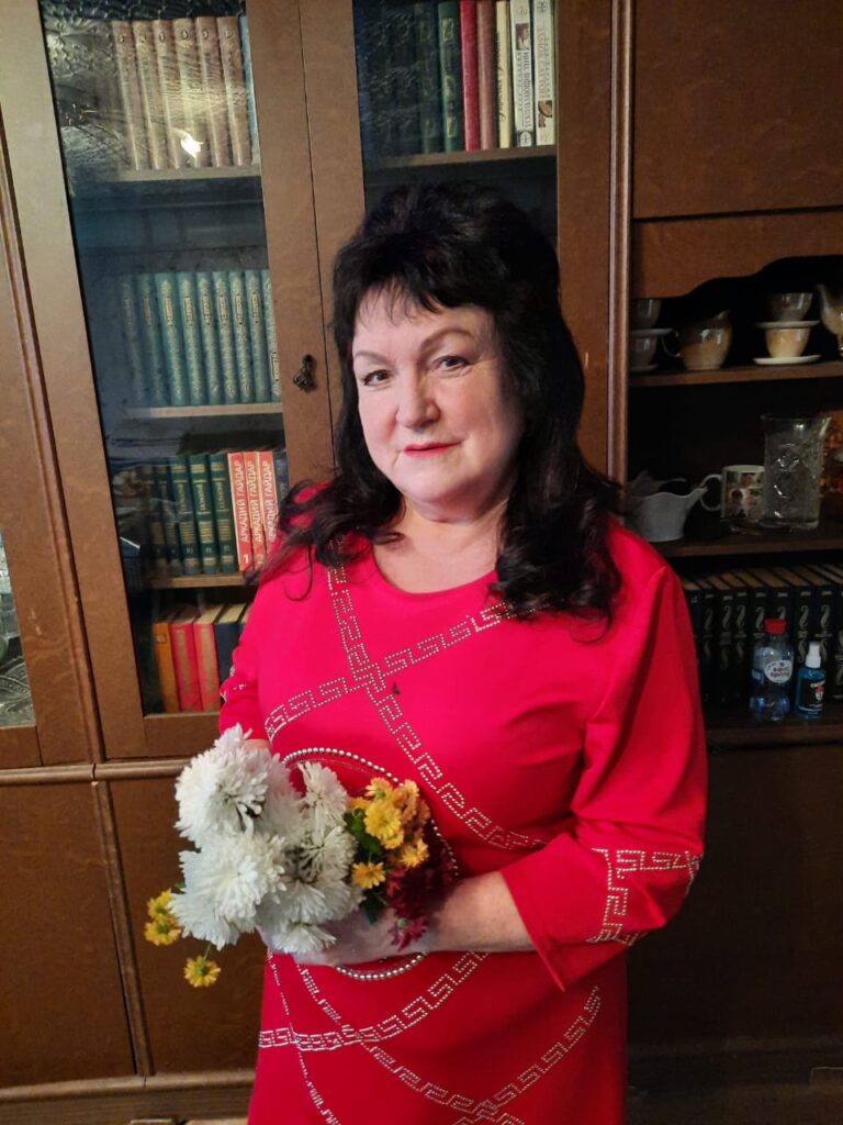 Похвистнево районы, Подбельск авылы Зөлфия Әнис кызы Сәлаховага – 60 яшь!