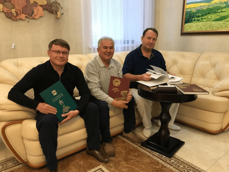 Прошла встреча Канюкаева Фахрутдина Бадретдиновича президента СРТОО “Дуслык” с представителями Азнакаевского района Республики Татарстан.