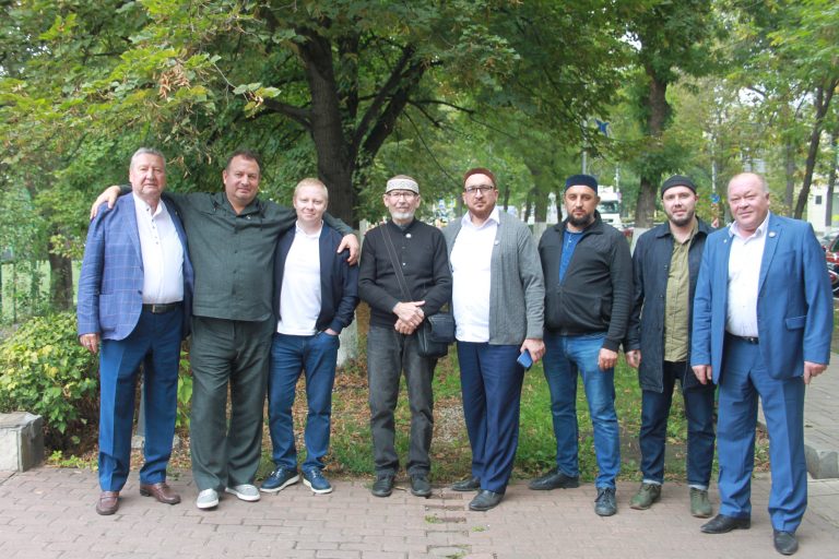 Встреча представителей Самарской татарской общественности с Дамиром Исхаковым