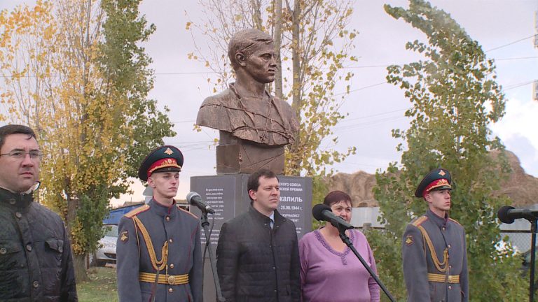 Волгоград өлкәсендә Муса Җәлилгә бюст ачылды