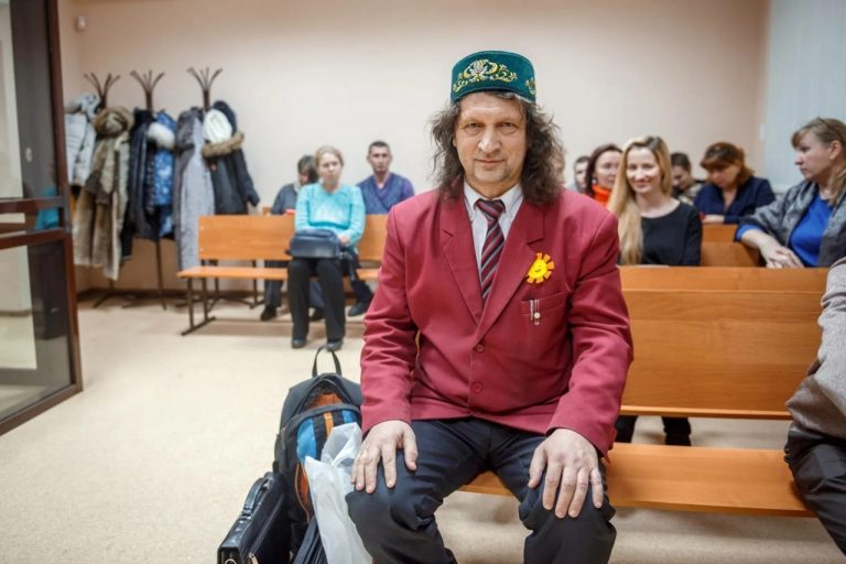 Павел Шмаков: «Верю, что можно остановить вакханалию стрельбы и убийств в школах»