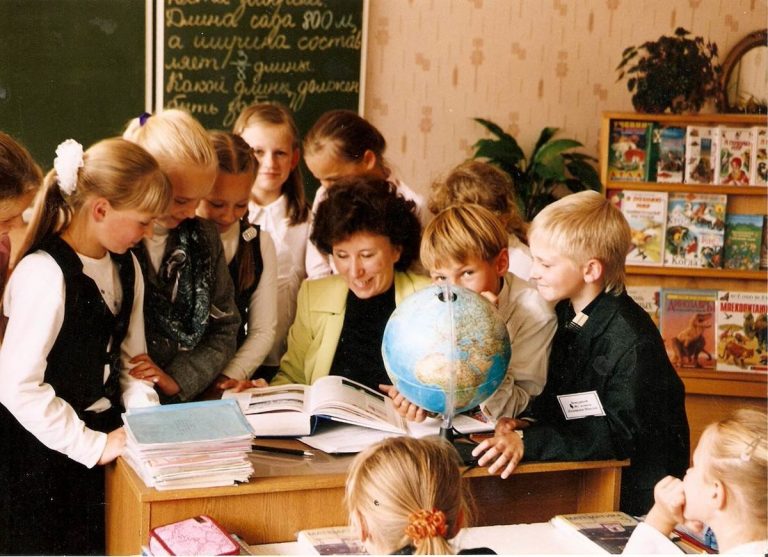 Поздравляем учителей!