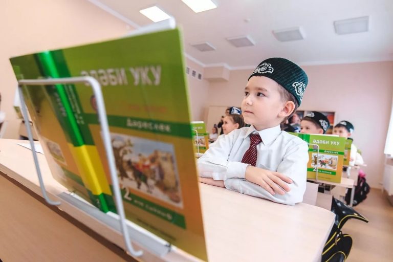 Какие школы в Казани дают настоящее национальное образование, а в каких это формальность?