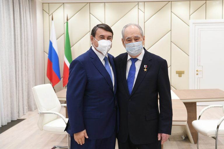 Кириенко, Хуснуллин, Кудрин и семья: кто приехал поздравить Минтимера Шаймиева