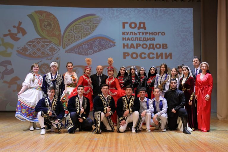 Самараның “Нефтьчеләр”  йортында “Мәдәниятләр калейдоскопы” дигән концерт узды