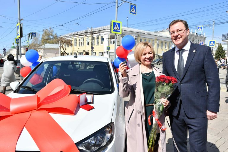 В Самаре назван победитель областного этапа конкурса “Учитель года – 2022”