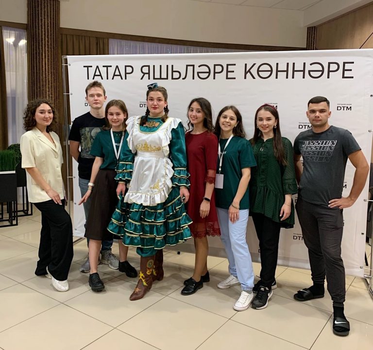«Туган тел»нең яшь канаты