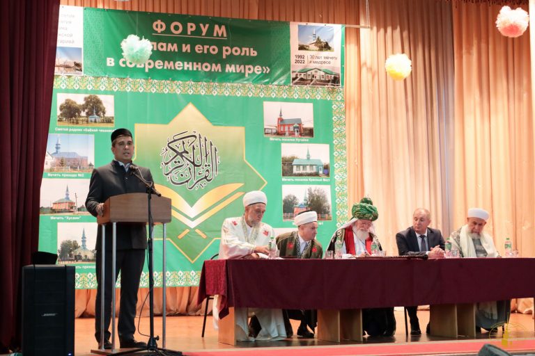 Всемирный конгресс татар посетил форум «Ислам и его роль в современном мире» в селе Алькино