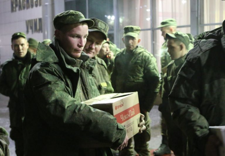 В Татарстане в пунктах сбора мобилизованных появились комнаты для намаза и халяльная еда