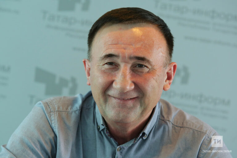 Ринат Рахматуллин: «Римма Никитина – минем өчен карт, сөйгәнем аннан күпкә яшьрәк»