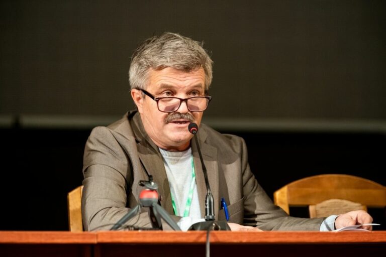 «Конечно, есть ассимиляционные процессы, но они не настолько сильны»: почему численность татар снизилась на 600 тысяч человек?