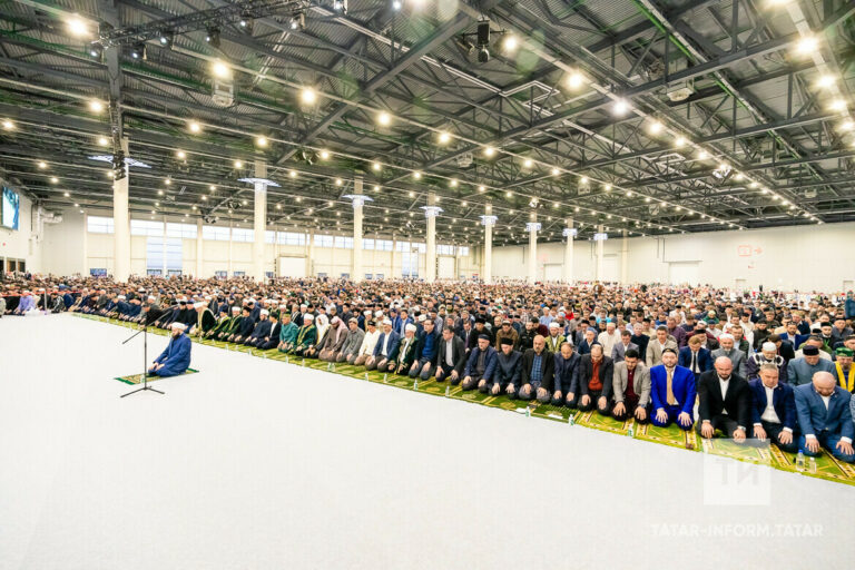 «Казан Экспо» халыкара күргәзмә үзәгендә 11 мең кешене җыйган XI Республикакүләм ифтар узды.