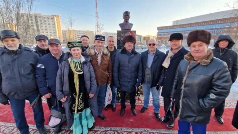 ВАСИЛ ШӘЙХРАЗЫЕВ ЭШЛЕКЛЕ СӘФӘР БЕЛӘН САХА (ЯКУТИЯ) РЕСПУБЛИКАСЫНА КИЛДЕ