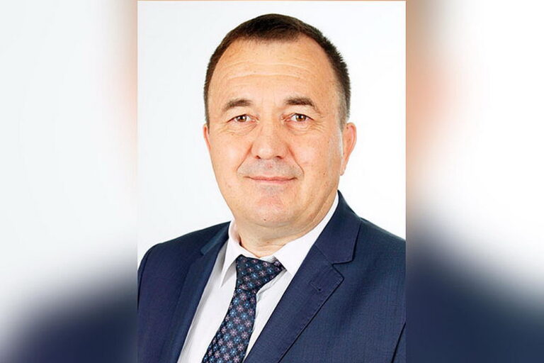 Поздравляем с днём рождения представителя Общественного совета при ГУ МВД России по Самарской области Ривгата Туктаровича Хузина 