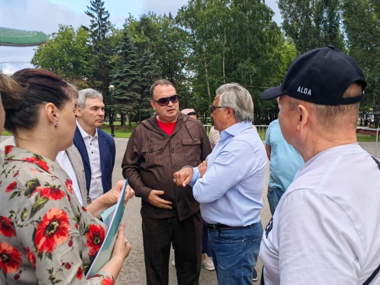 Василь Шайхразиев ознакомился с площадкой проведения Сабантуя в Самаре
