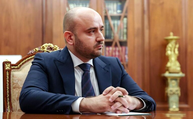 Поздравление с днём рождения временно исполняющего обязанности Губернатора Самарской области Федорищева Вячеслава Андреевича
