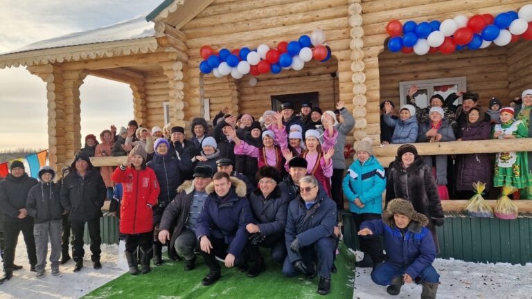 В ОМСКОЙ ОБЛАСТИ СОСТОЯЛОСЬ ТОРЖЕСТВЕННОЕ ОТКРЫТИЕ ДОМА КУЛЬТУРЫ В ДЕРЕВНЕ ЭБАРГУЛЬ