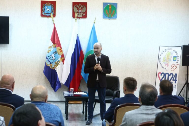 Новые объекты культуры и здравоохранения, ремонт дорог, развитие социальной инфраструктуры – губернатор Вячеслав Федорищев посетил Похвистнево
