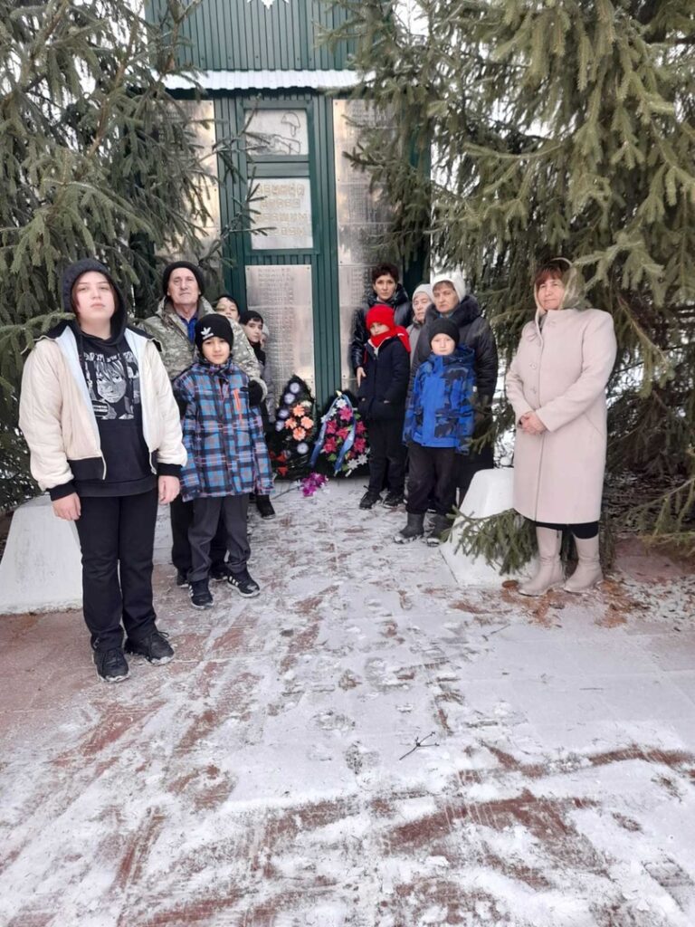 Мәскәүне яклаучыларга багышлап…