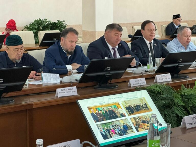 В КАЗАНИ СОСТОЯЛОСЬ ЗАСЕДАНИЕ НАЦИОНАЛЬНОГО СОВЕТА ВСЕМИРНОГО КОНГРЕССА ТАТАР