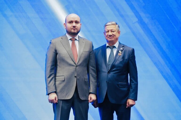 Багаутдинов Рафаэль Камилович удостоен почетного звания «Заслуженный работник органов местного самоуправления Самарской области»